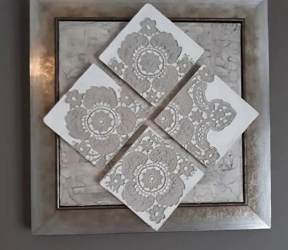 La D'hôtes D'isa Moindron